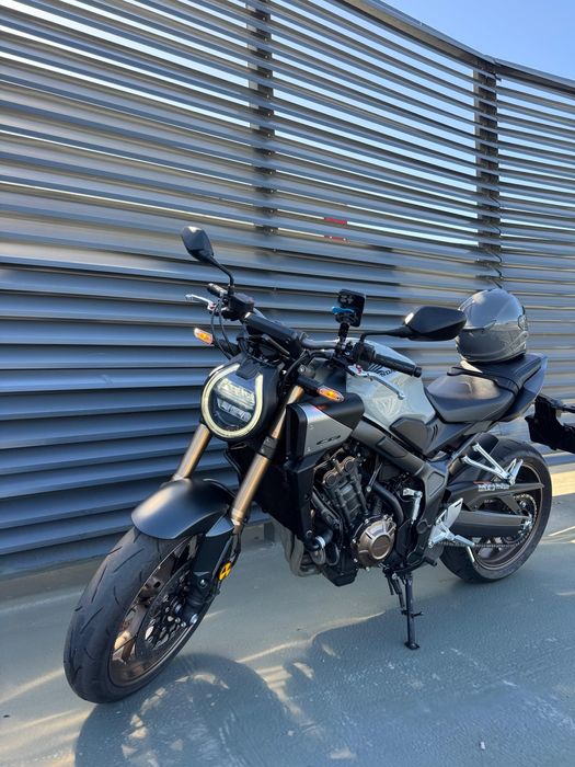 Honda CB 650r E-clutch 2024