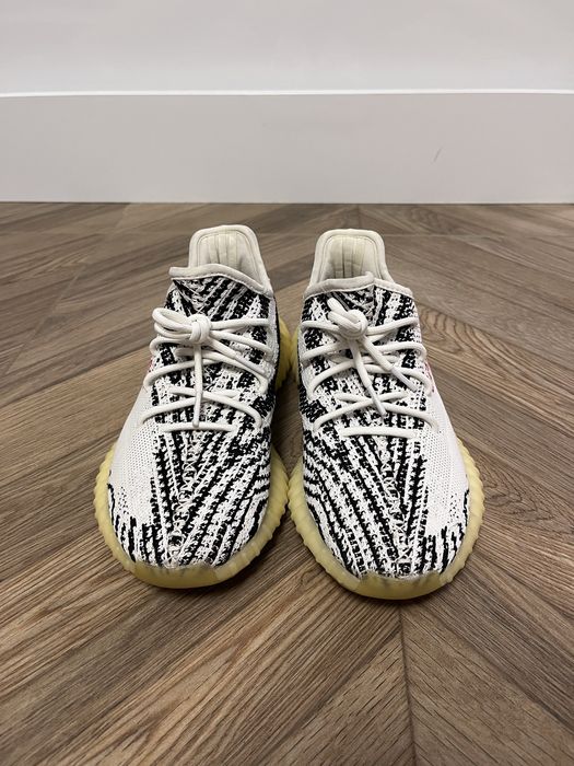 Adidas Yeezy Boost 350 V2 Zebra