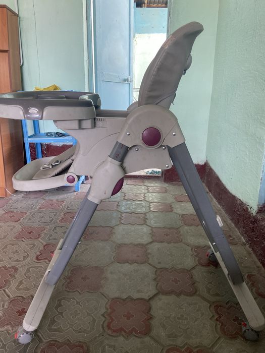 Детский стульчик для кормления.