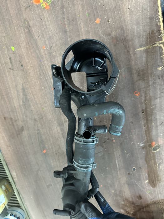Termostat cu suport filtru mercedes w212 w204 glk om651 2.2 euro5