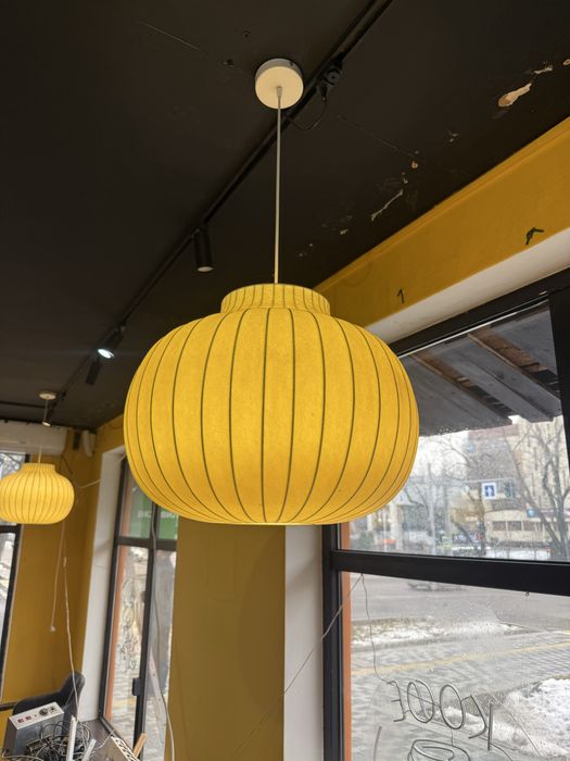 Продам люстры