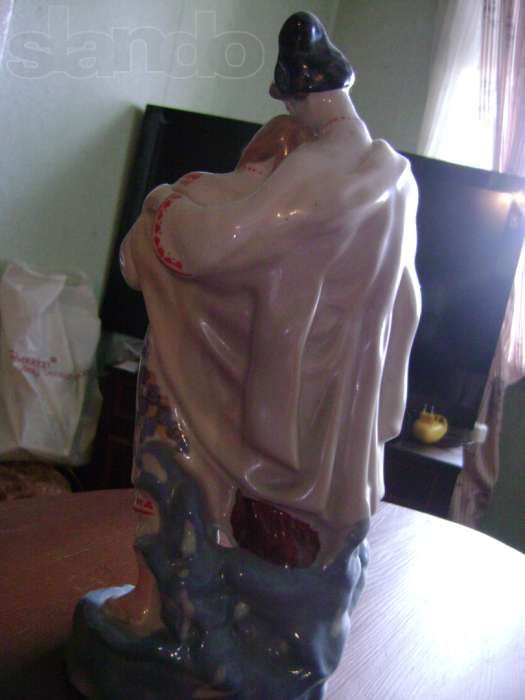 Cтатуэтка "Парень с девушкой"