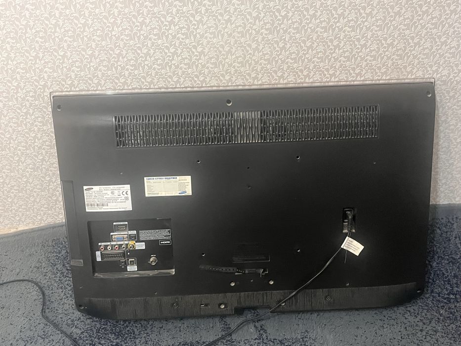 Телевизор samsung