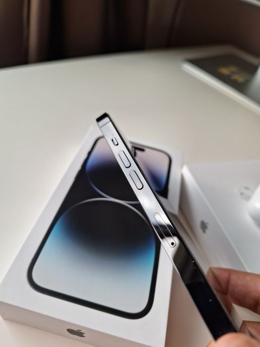 Iphone 14 pro 128 gb + airpods 2nd gen