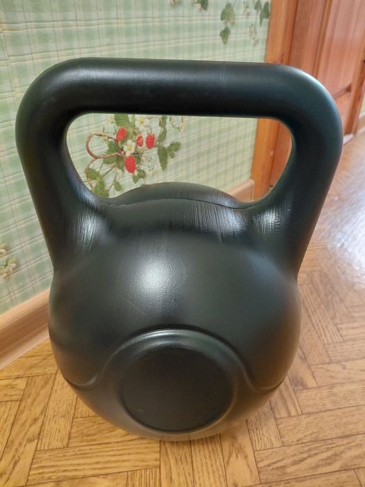 Продам гирю 24 кг