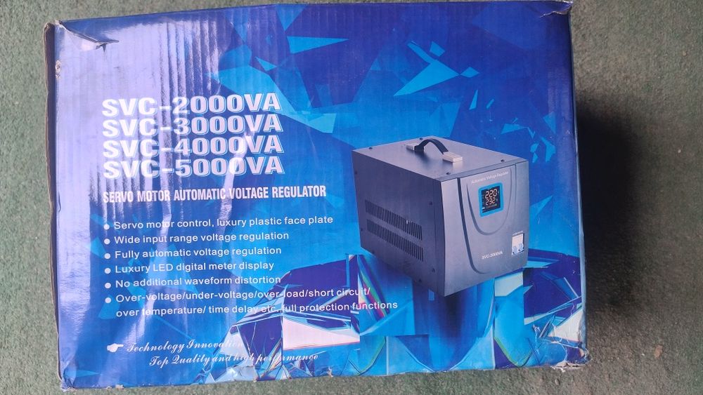 Stabilizator de tansiune cu servomotor