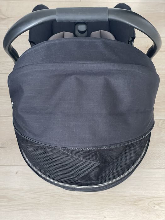 Scoica Joie - I-Gemm 3 este potrivit pentru nou-născuți și copii cu greutatea până la 13 kg
