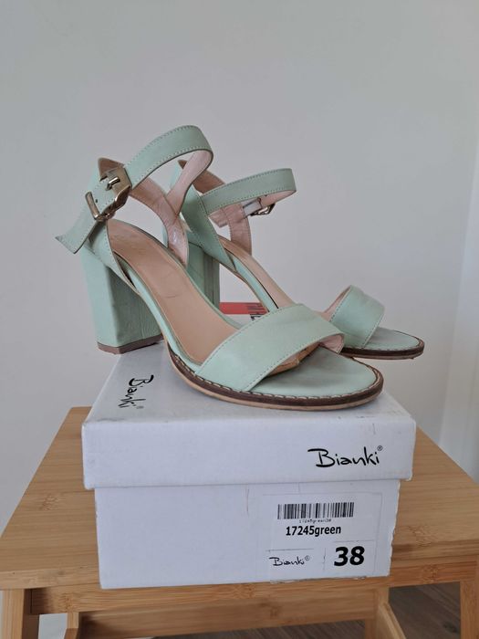Кожени сандали Bianki 38 номер