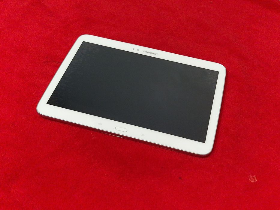 Tableta Samsung Tab 2 cu cablu de date