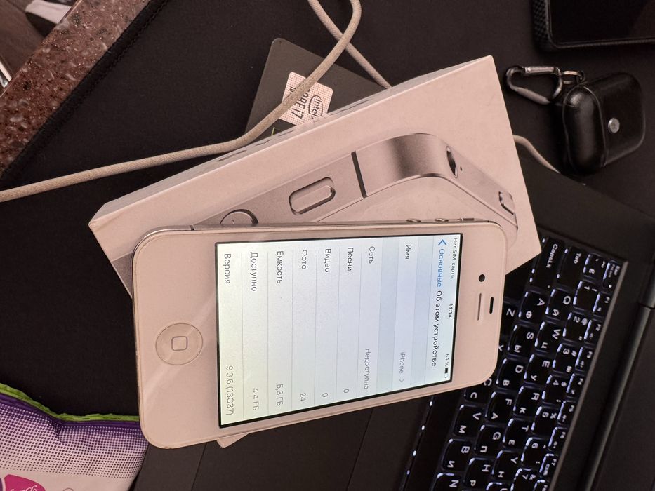 IPhone 4s 8GB в идеалном состоянии