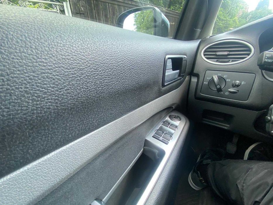 FORD Focus 2009 — imagine 3