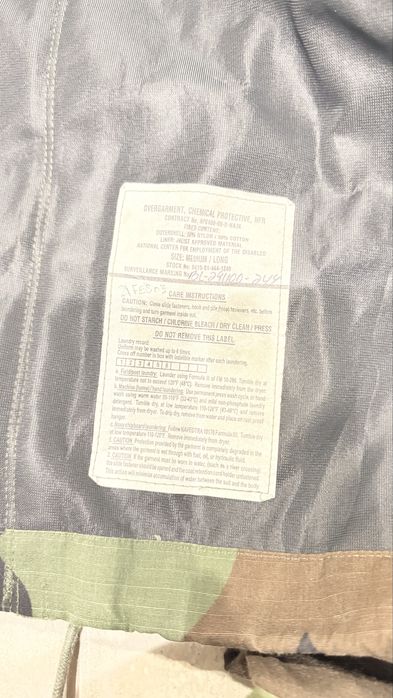 Costum camuflaj impermeabil