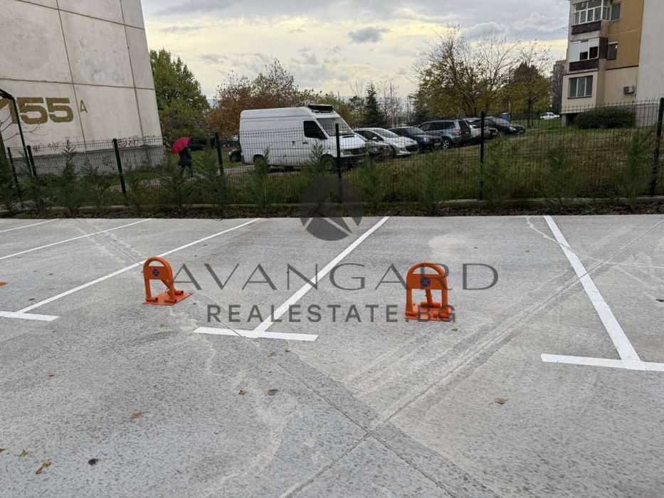 Продава се Гараж / Паркомясто в Пловдив, Тракия - 13 кв.м за 1154 €/кв.м - Снимка #1