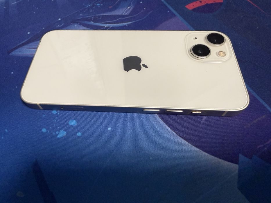Apple Iphone 13 , Alb , Impecabil de piese , Placa defecta .