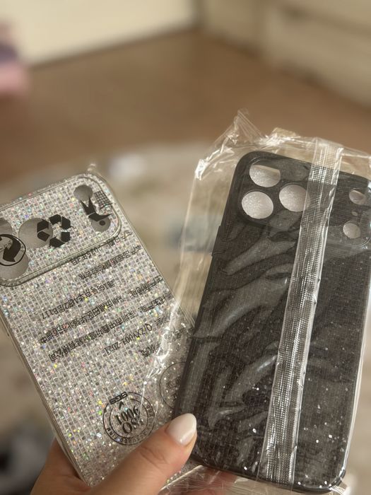 Чехлы на айфон 17 pro max