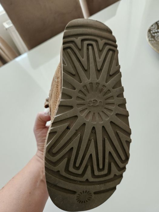 UGG Sneakers Lowmel, masura 35