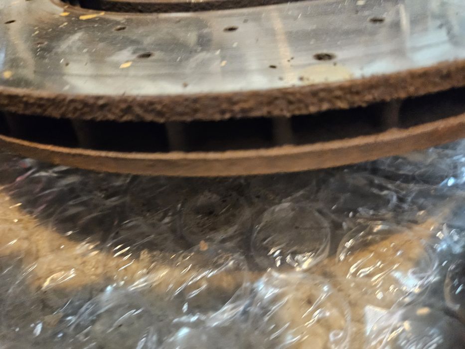 Спирачни дискове и апарати за BMW E70 3.5D