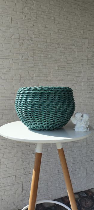 Кашпо, дом и сад