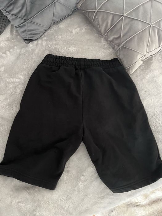 Къси панталони на Balenciaga S размер