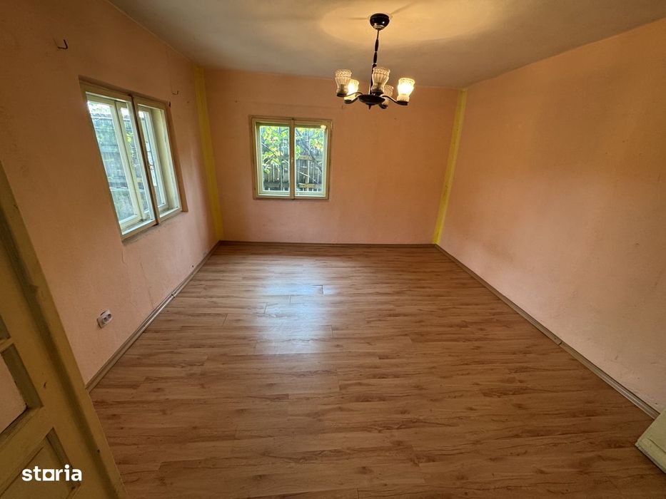 Rahova, Sector 5, Casa individuala 4 Camere plus dependinte.