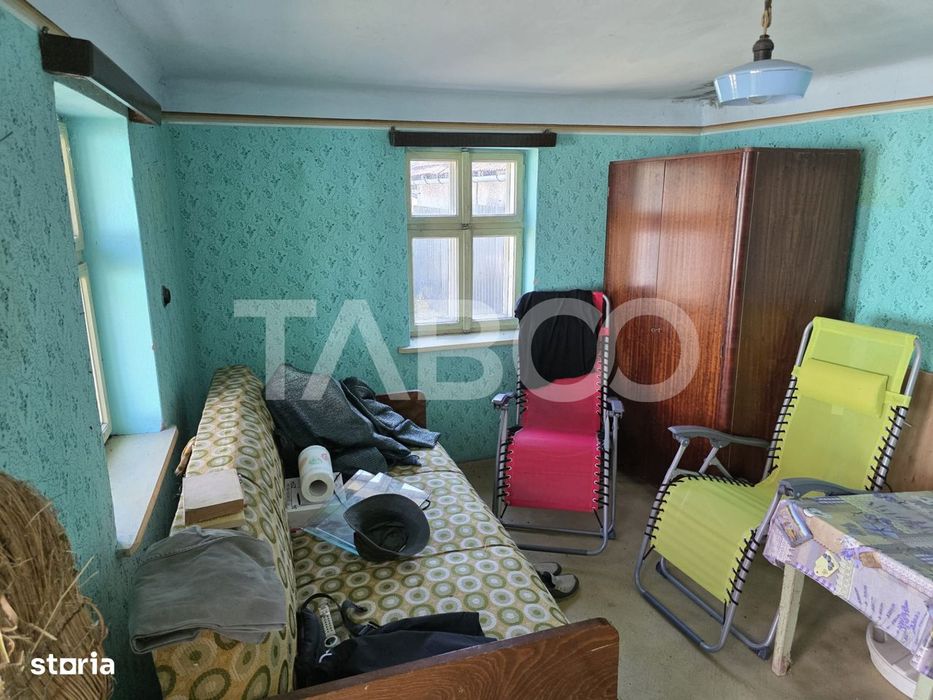 Casa si teren 1800 mpu cu utilitati si posibilitate de extindere