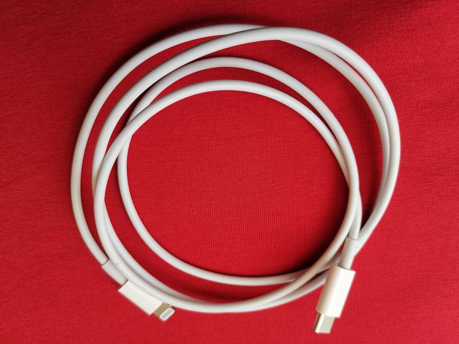 Cablu date Apple USB-C - Lightning