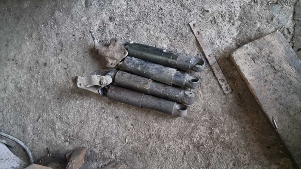 Продам запчасти на Газ 66