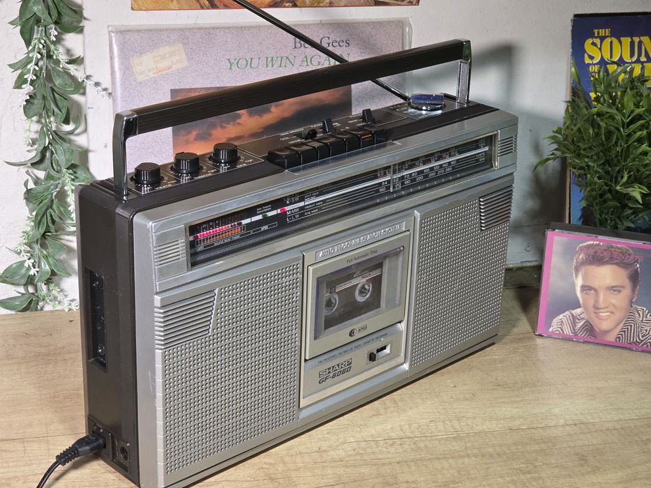Boombox SHARP GF-6060, radio casetofon retro, servisat.made in Japan