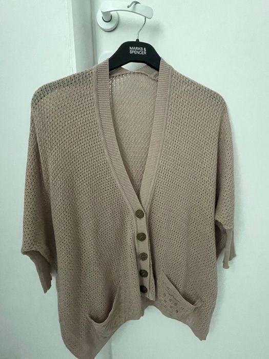 Cardigan tricot nou 25 lei