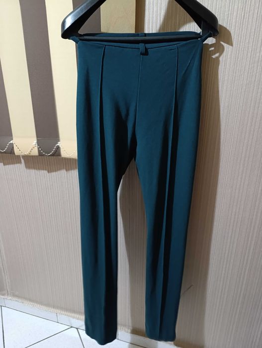 Панталон почти не е носен