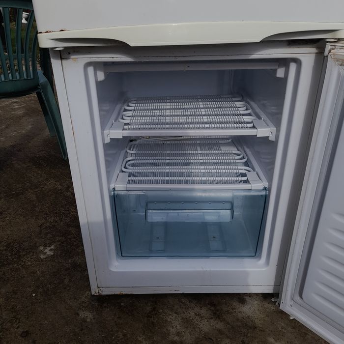 Хладилник  NEO .