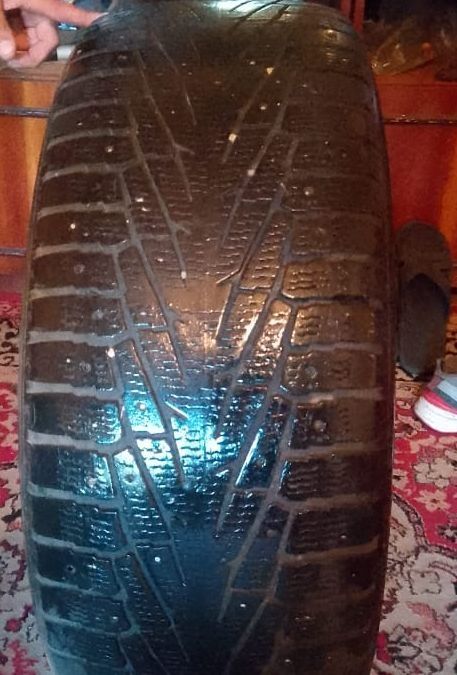 Продам шины покрышки R18