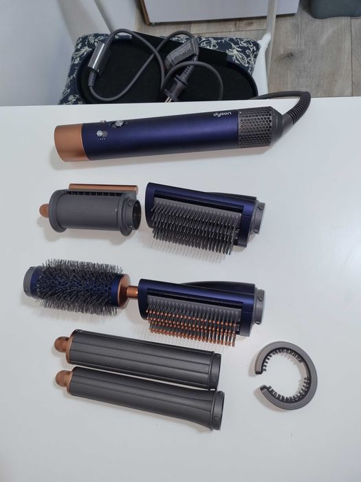 Dyson airwrap multistyler
