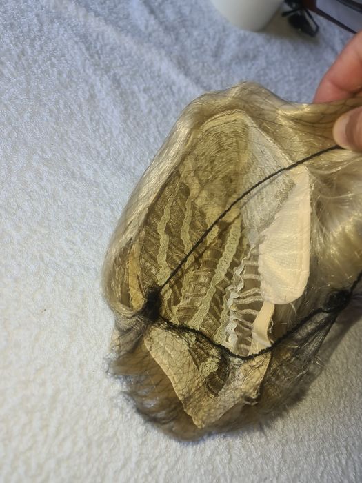 Перука Блонд закупена от Китай