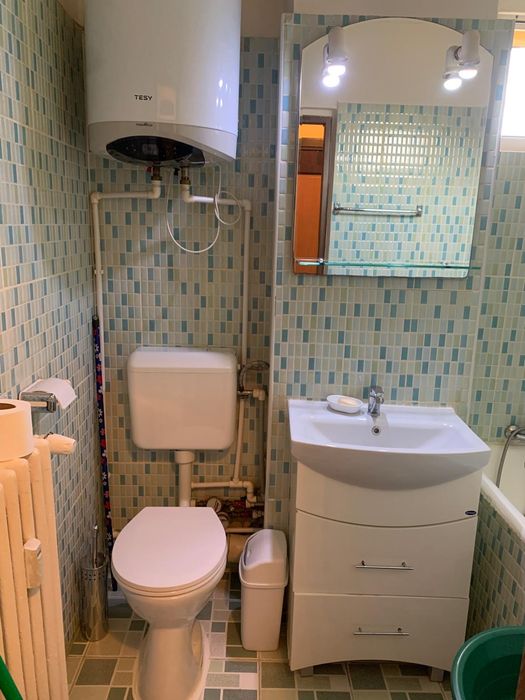 Închiriez apartament 2 camere 450 euro