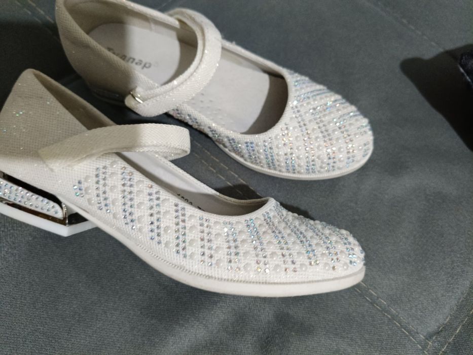 Туфли для девочки