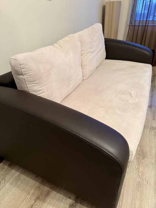 Разтегателен диван