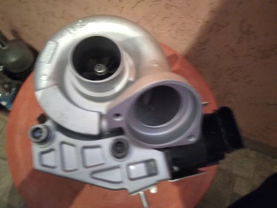 Турбо БМВ 318 д 150кс вип Е90 Е91 Е92