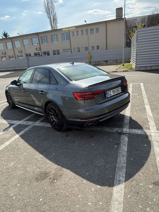 Audi A4 Limuzina