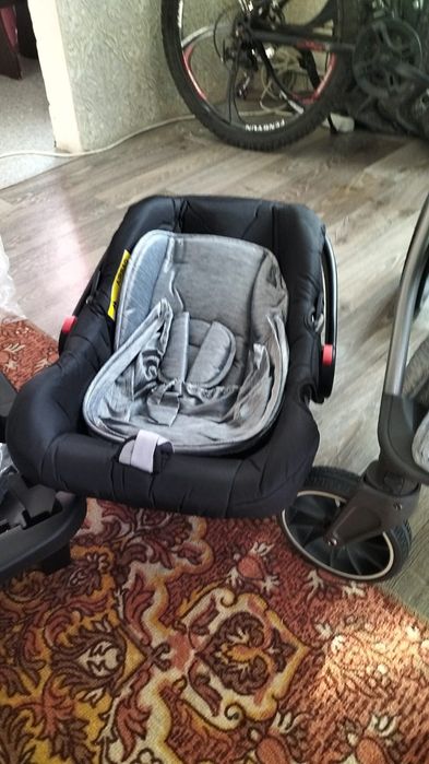 Продам детскую коляску