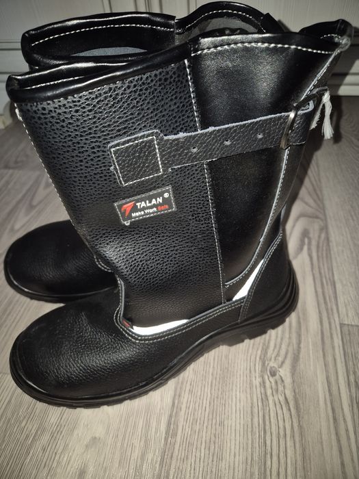 Спец обувь осень 43 размер