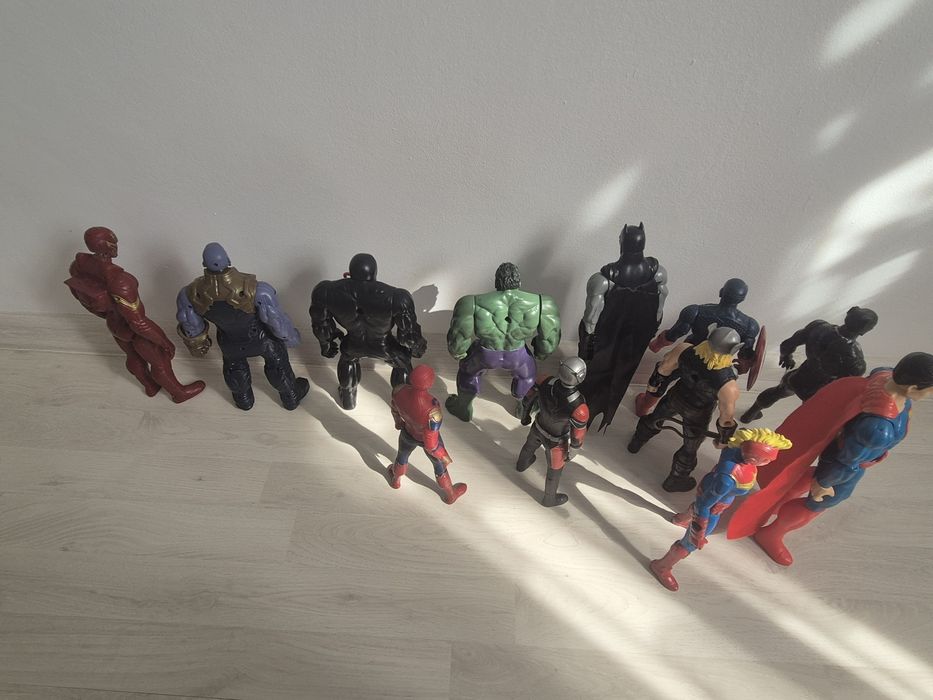 Jucarii  Marvel 12 figurine