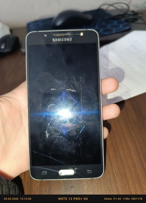 Samsung j5, Samsung k Zoom