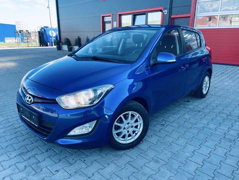 Hyundai i20. 4 pistoane 1.3 Benzina  Euro 5