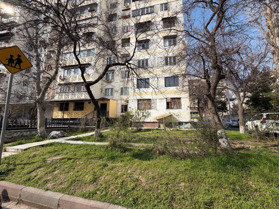 Парк Бобур Аския Продается Под Нежилой
