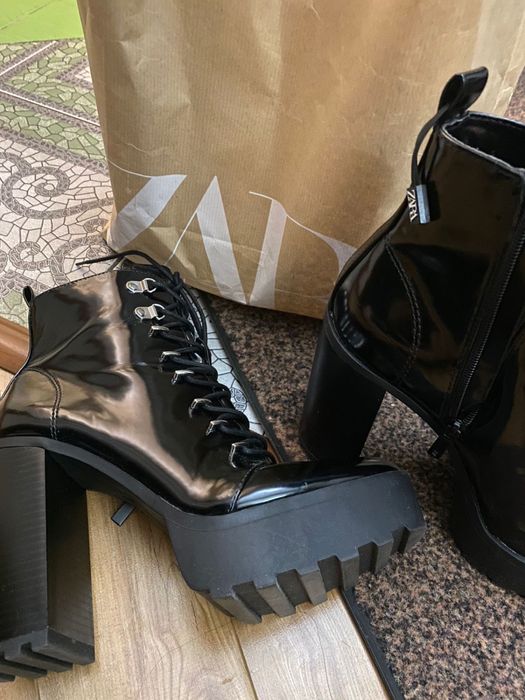 Сапоги Zara