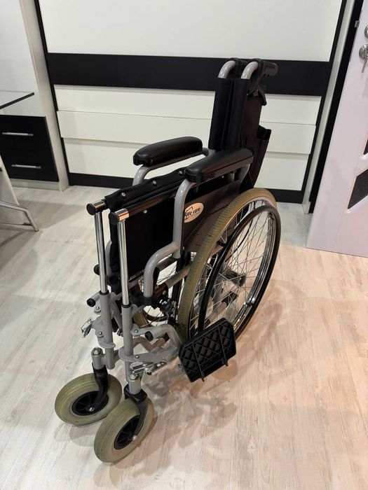 We Care 9031 Рингова инвалидна количка, с чужда помощ