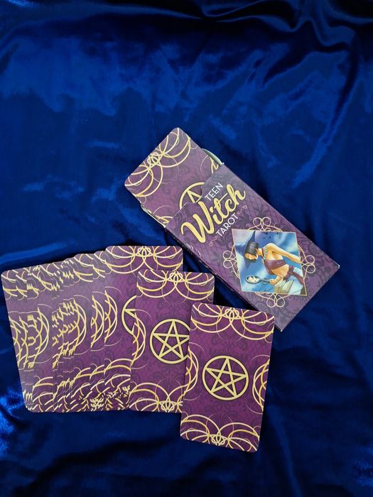 Продаю таро Ведьмочек.