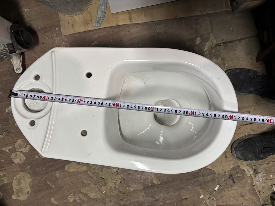 Унитаз новый, не использовался