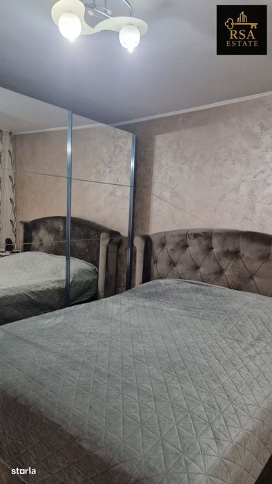 Apartament 3 camere de vanzare, Dragasani Central